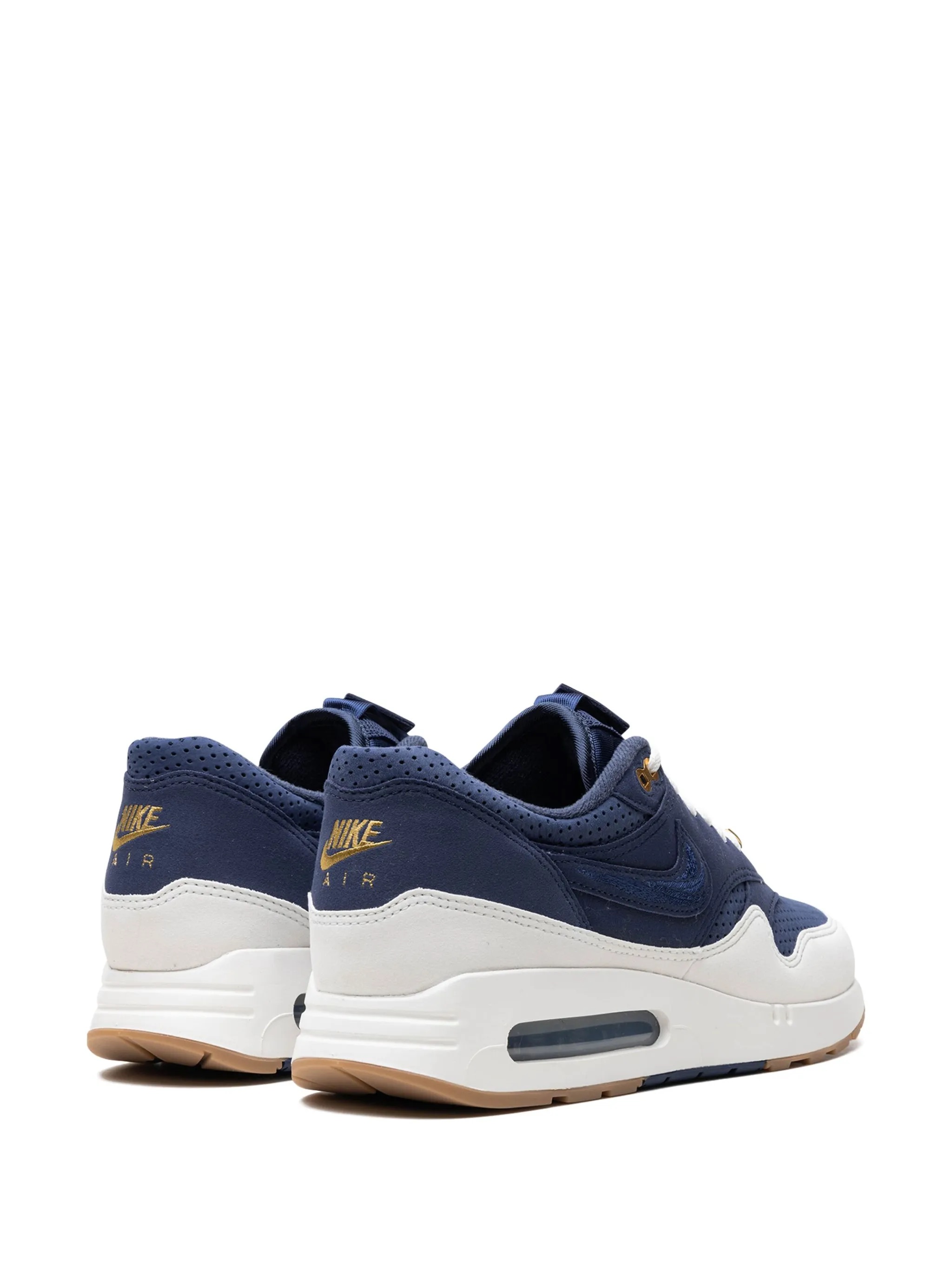 Chaussure-Nike-Air-Max-1--Jackie-Robinson--Bleu-3.jpeg