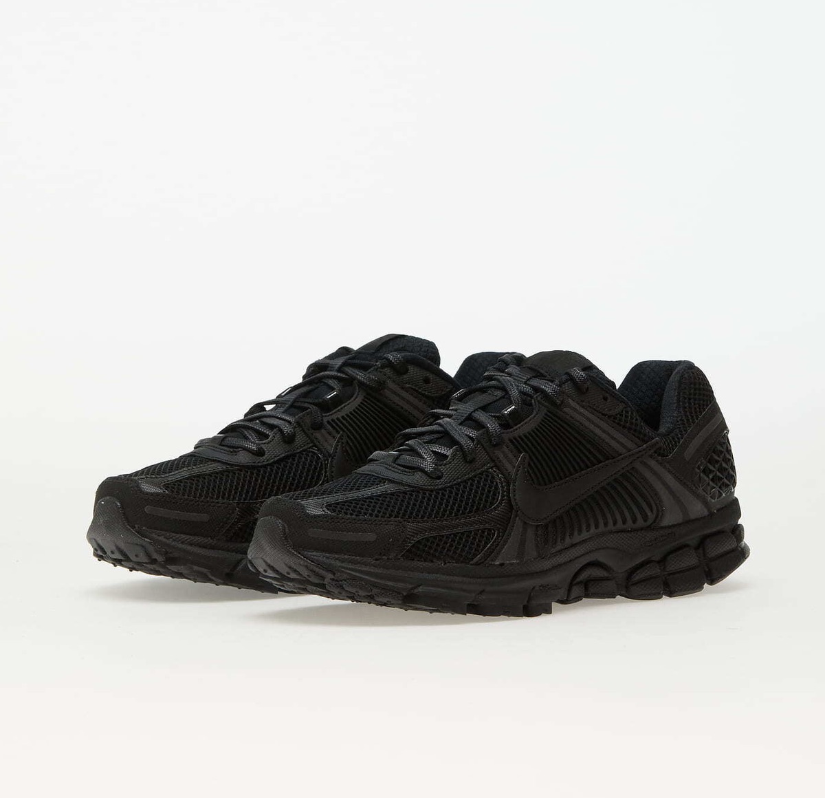Chaussure-Nike-Zoom-Vomero-5-SE-6.jpeg