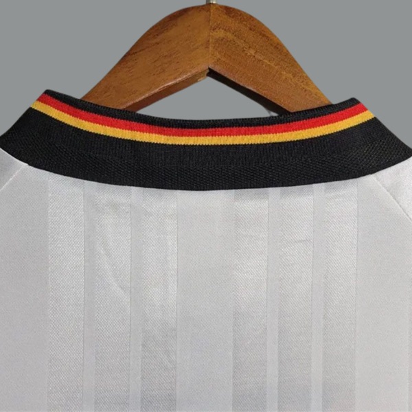 Maillot-Allemagne-x-Adidas-domicile-1992-1993-6.jpeg