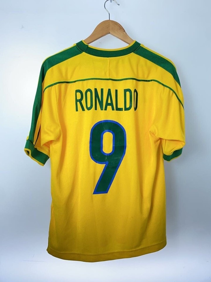 Maillot-Bresil-x-Nike-retro-1998-Ronaldo-9-2.jpeg