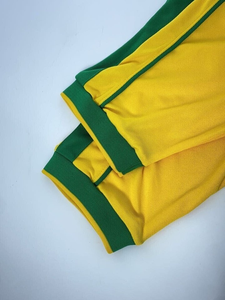 Maillot-Bresil-x-Nike-retro-1998-Ronaldo-9-6.jpeg