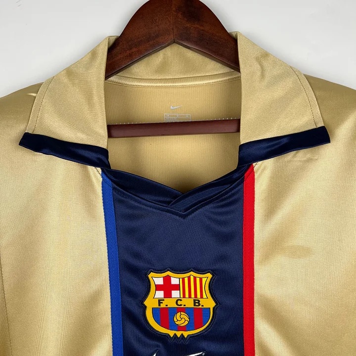Maillot-FC-Barcelone-Retro-Exterieur-2001-2002-4.jpeg