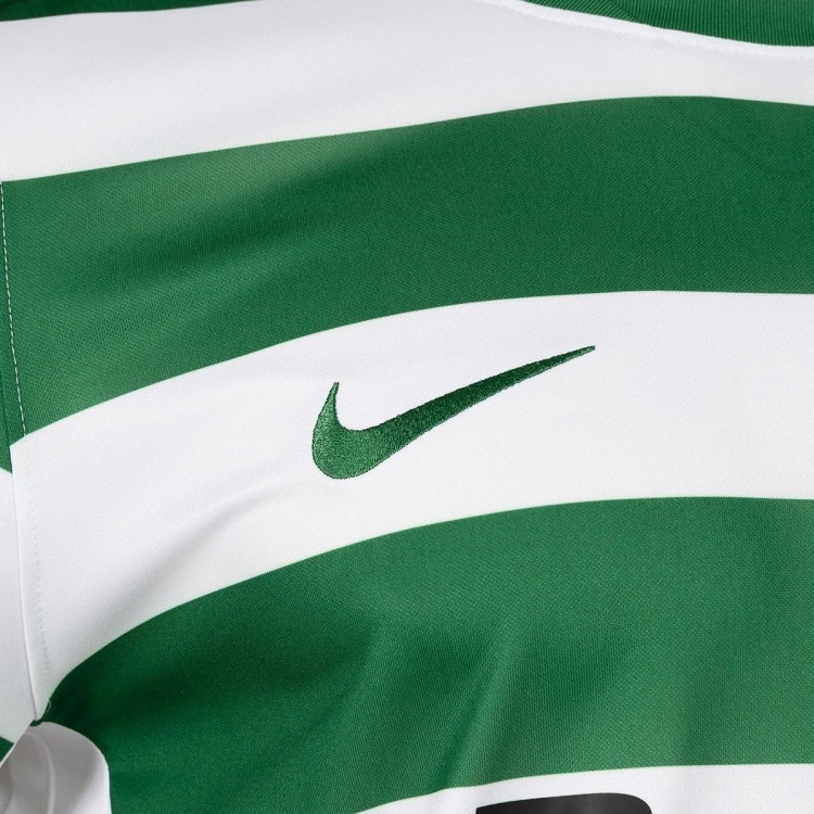 Maillot-Sporting-Portugal-x-Nike-domicile-2025-2026-3.jpeg