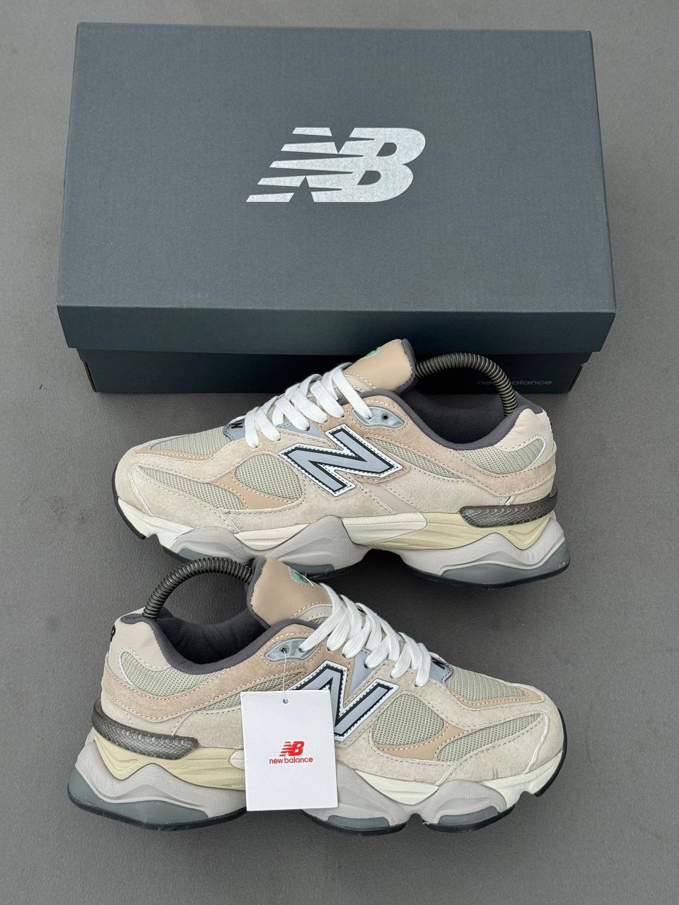 New-Balance-9060-Sel-de-Mer-Surf-7.jpeg