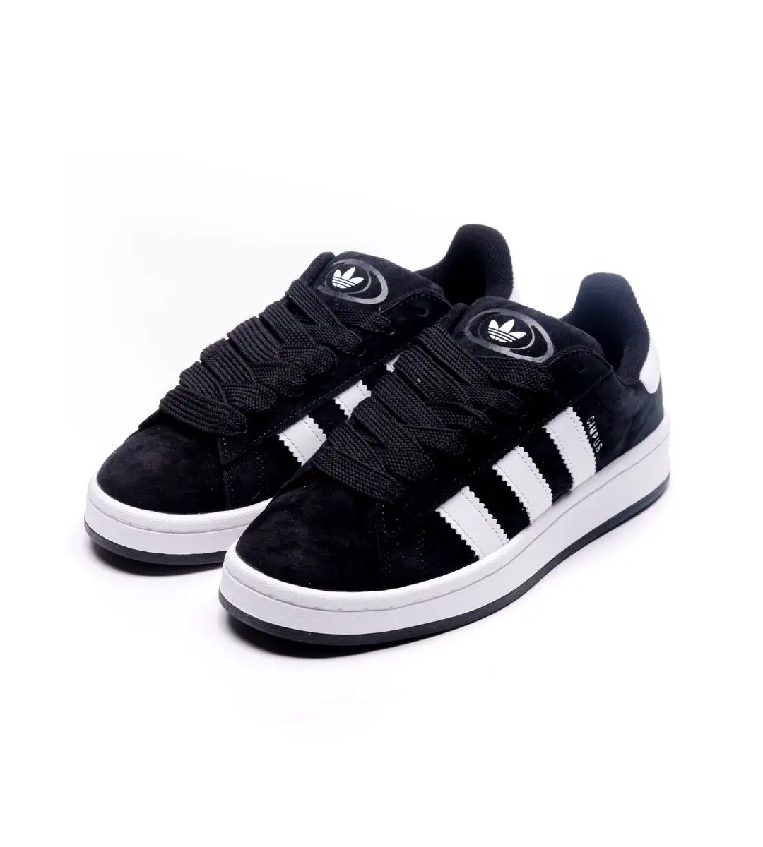 chaussures-adidas-campus-noir-avec-semelle-et-bandes-blanches-2.jpeg