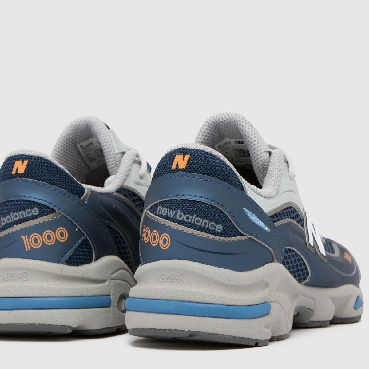 chaussures-new-balance-1000-bleu-marine-et-blanc-4.jpeg