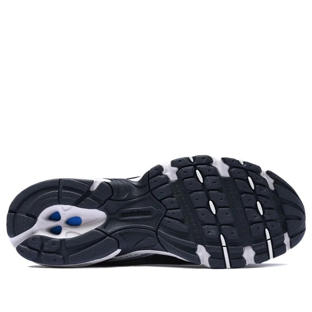 chaussures-new-balance-509-blanc-et-gris-argente-4.jpeg