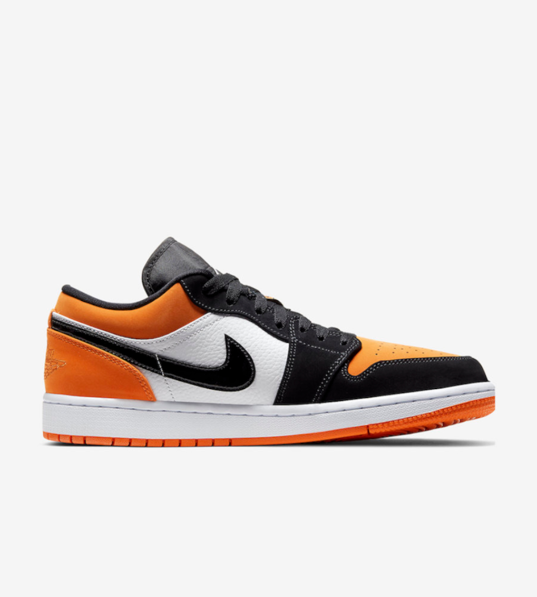 Chaussures Nike Air Jordan 1 Low Dans Le Coloris 