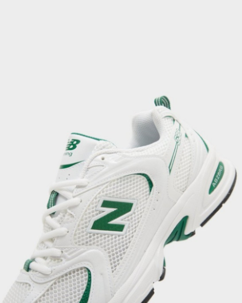 New Balance 530 Blanc-Vert avec semelles blanches