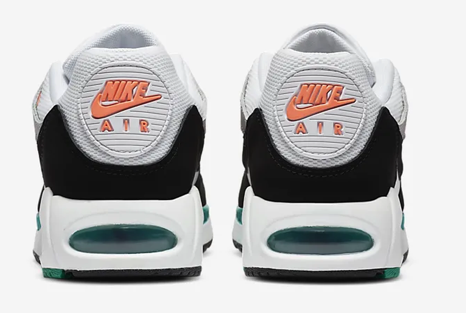 nike-air-max-correlate-vert-blanc-noir-6.png