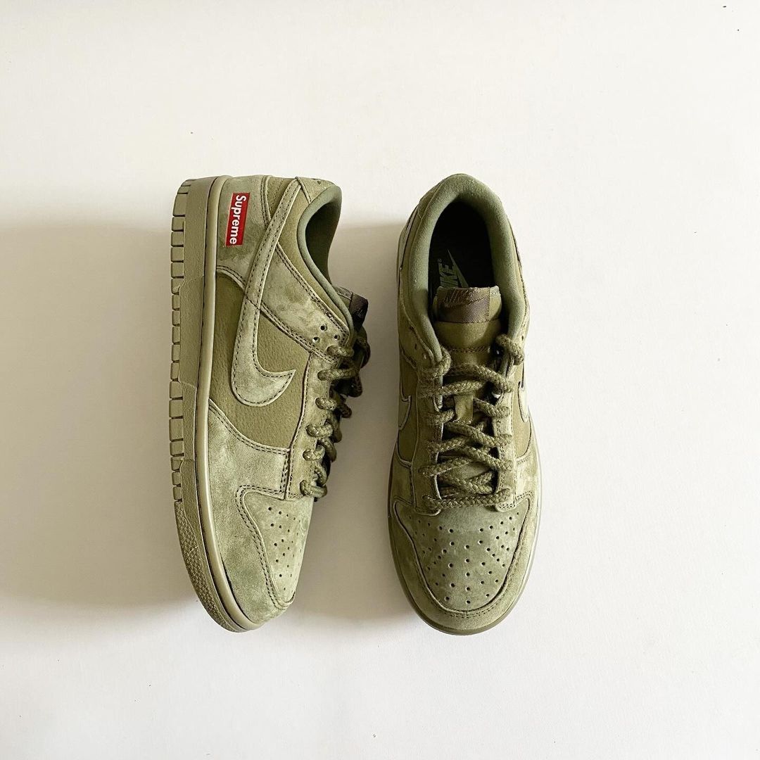 nike-sb-dunk-low-x-supreme-3.jpg
