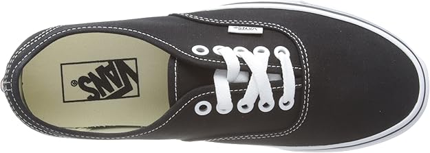 vans-noir-avec-des-semelles-blanches-2.jpg