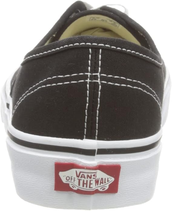 vans-noir-avec-des-semelles-blanches-4.jpg
