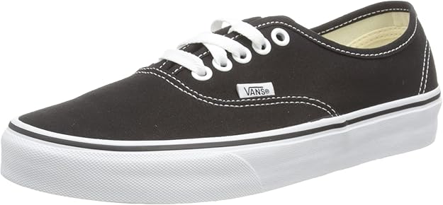 vans-noir-avec-des-semelles-blanches-6.jpg
